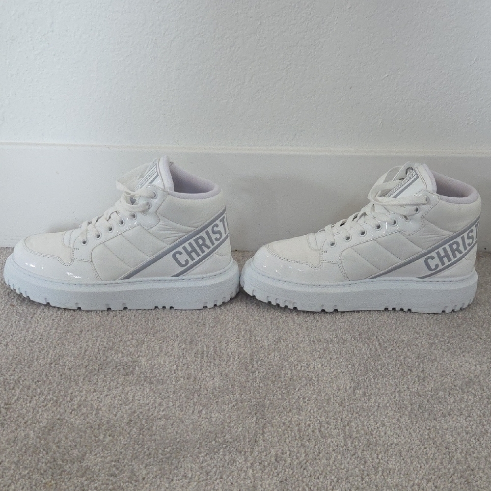 Dior White High-Top Sneakers - Picture 4 of 7